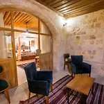 Hotel Caldera Cave
