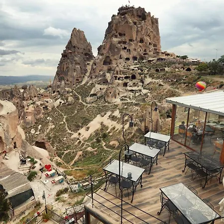 Caldera Cave & Restaurant Hotel