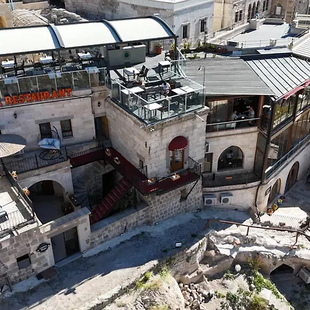 Caldera Cave & Restaurant