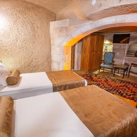 Caldera Cave & Restaurant Hotel