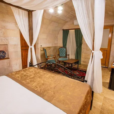 Hotel Caldera Cave & Restaurant 4*