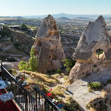 Hotel Caldera Cave 3*