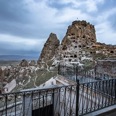 Caldera Cave ホテル