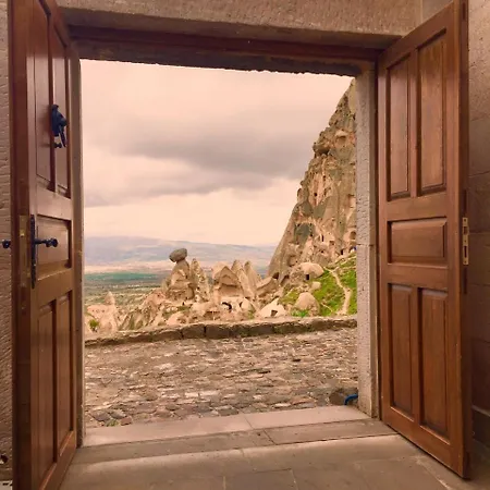 Hotel Caldera Cave & Restaurant