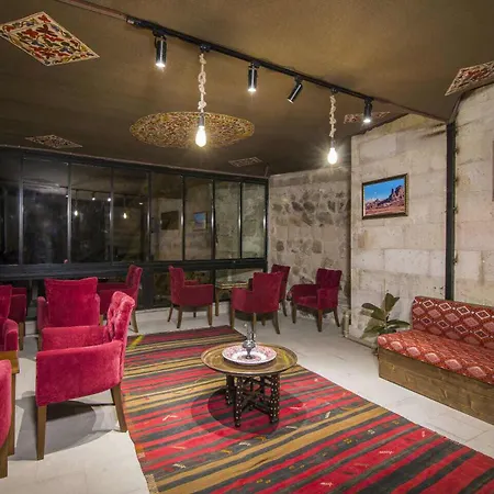 Caldera Cave & Restaurant Hotel