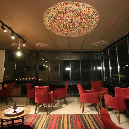 Hotel Caldera Cave & Restaurant