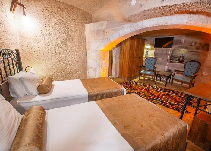 Caldera Cave Hotel