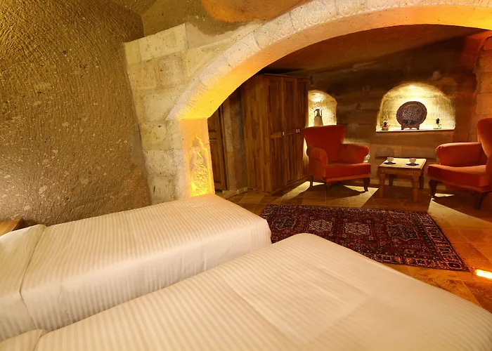 Caldera Cave Hotel 3*