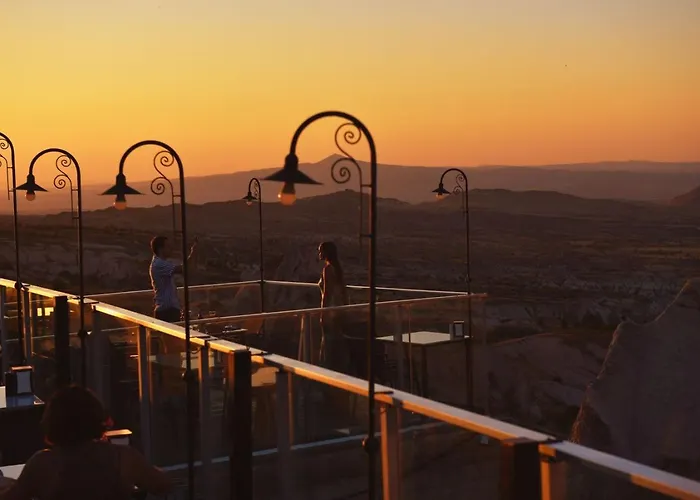 Caldera Cave Hotel 3*